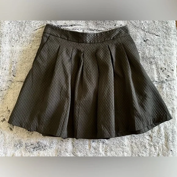 EUC Metaphor Elegant Black Pleated Mini Skater Skirt Pockets Lined Size 4 Small - Picture 9 of 15